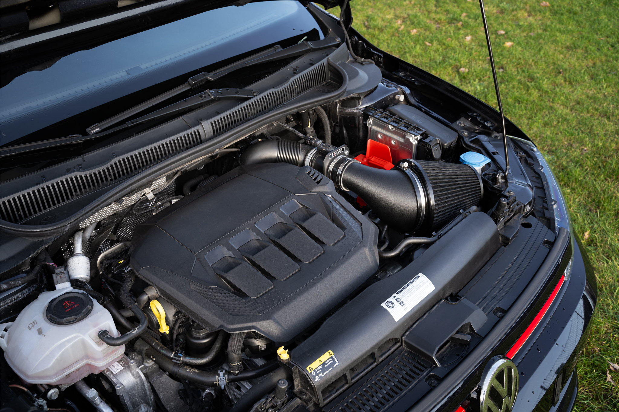 Ansaugung-Polo-GTI-AW-Motorraum-2 Open E-INTAKE - Polo GTI AW / Audi A1 40TFSI 200/207PS - Kunststoff