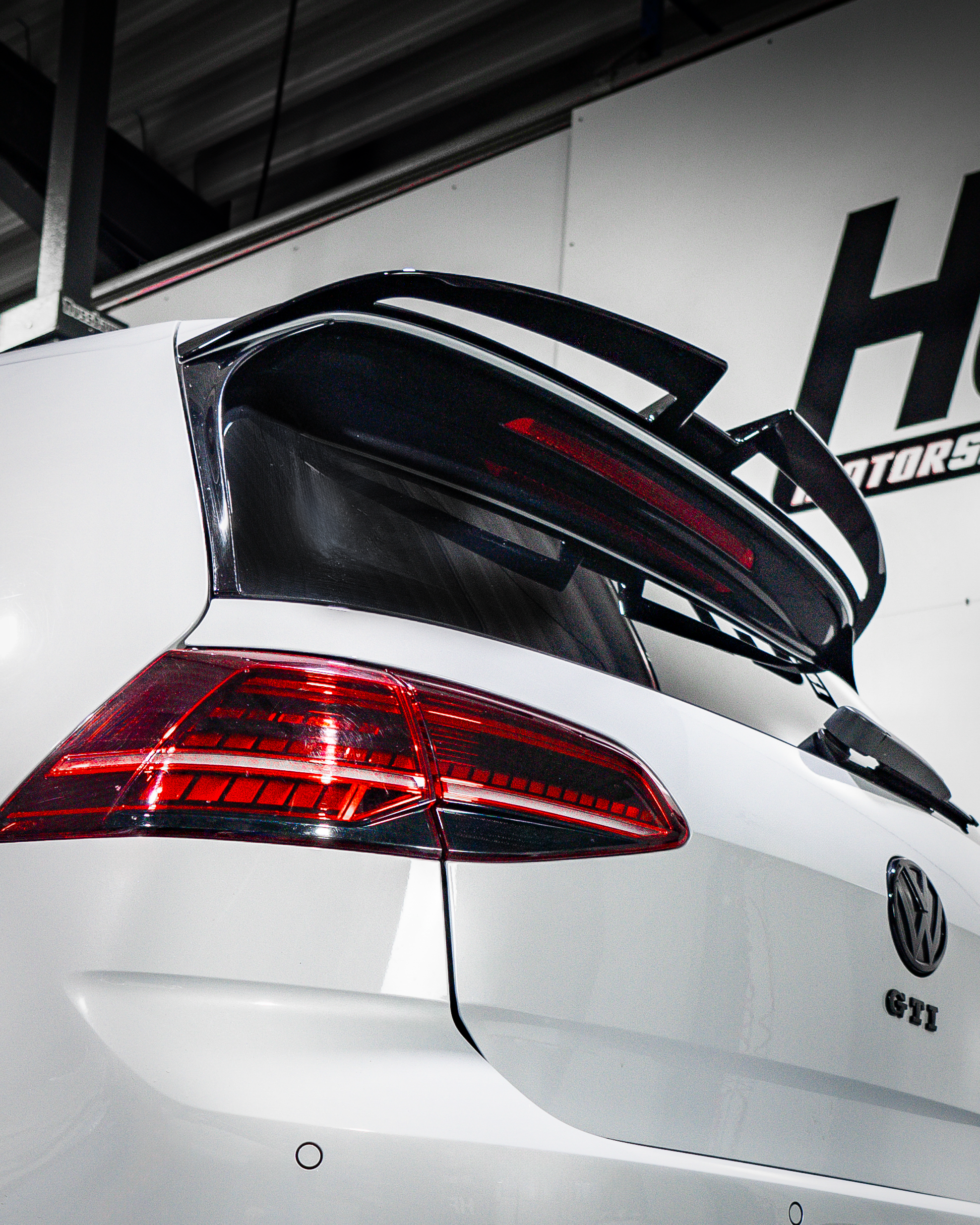 Heckspoiler VW Golf 7R / R Line / GTI / GTD / GTE /E-Golf (Facelift +Vorfacelift)